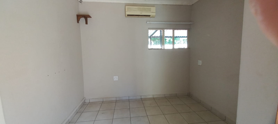 3 Bedroom Property for Sale in Roosheuwel North West